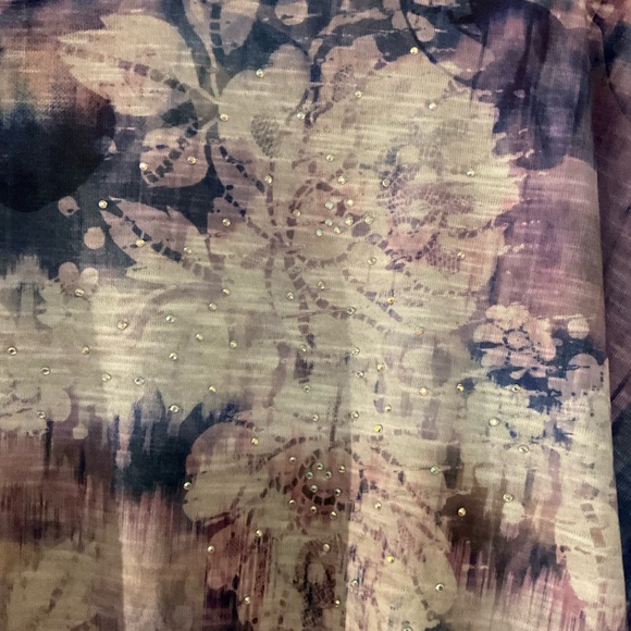 Womens 3/4 sleeve ombré shirt with ruffle detail sides - Picture 5 of 5